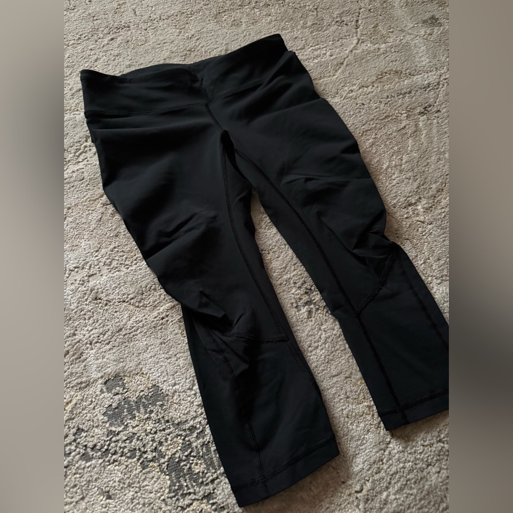 Lululemon Low Rise Ruched Cropped Leggings - Picture 3 of 6